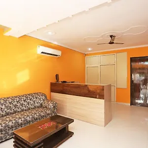 Oyo Rose Residency Near Dwarka Sector 9 Metro Station Hotel